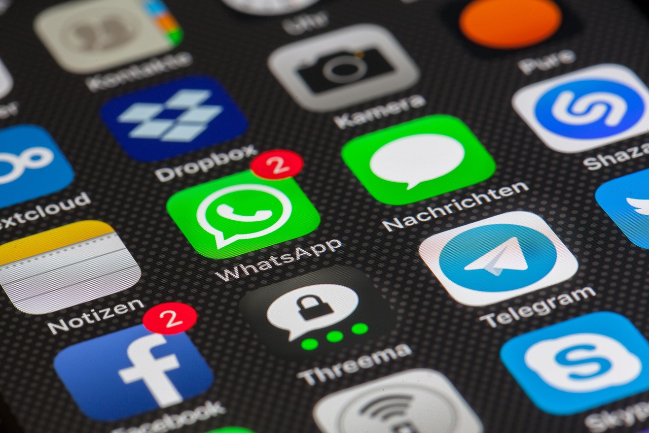 Digital engagement messaging icons
